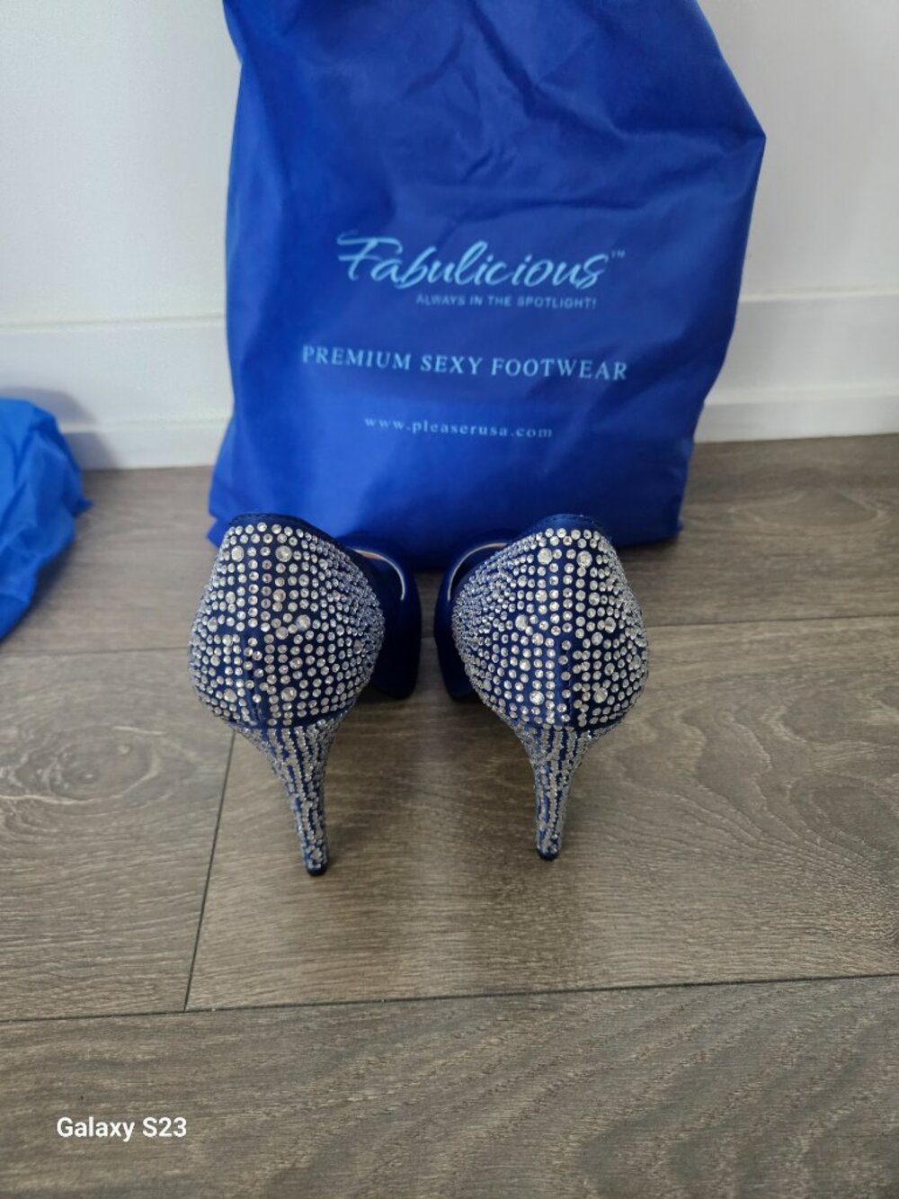 High Heels - Picture 4 of 10